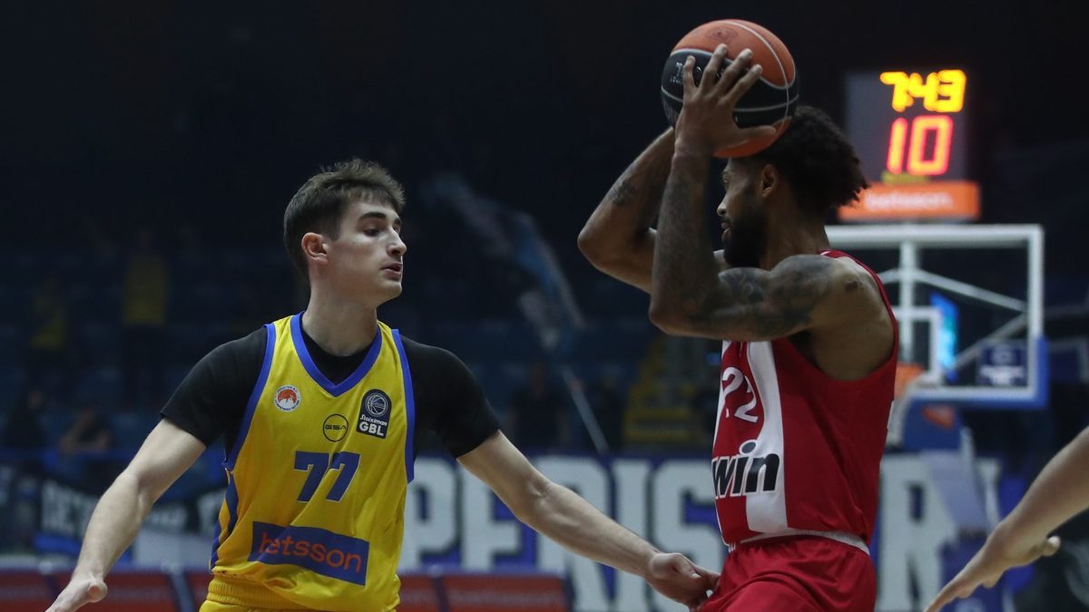 Οι σημαντικότερες στιγμές του Περιστέρι – Ολυμπιακός (vids)