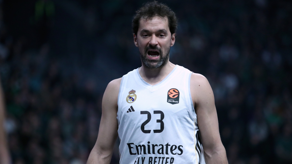Έφτασε τα 700 τρίποντα στην Euroleague ο Γιουλ